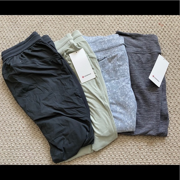 Lululemon 13 piece lot size 10 - Picture 2 of 4
